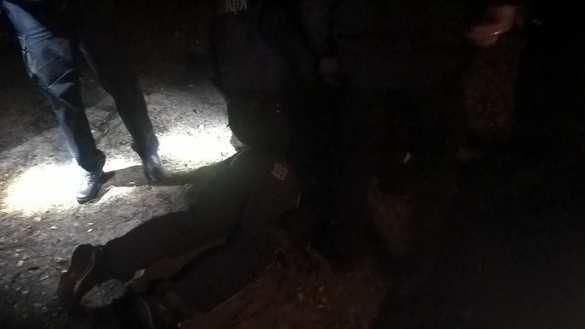 Типичная Украина: человек с автоматом пытался отнять пистолеты у полицейских (ФОТО, ВИДЕО) | Русская весна