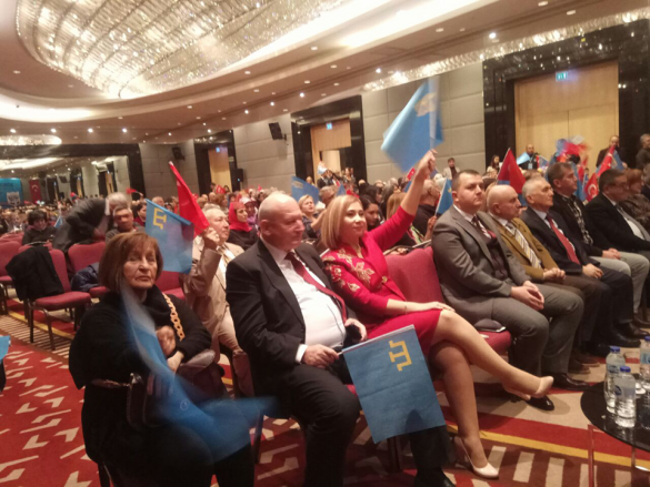 «США и их украинские приспешники не разорвут связей крымско-татарской общины с Крымом» — в Турции влепили громкую «культурную пощечину» Украине (ФОТО, ВИДЕО) | Русская весна