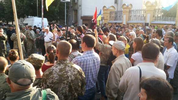 Колонна «добровольцев АТО» выдвинулась с Майдана к администрации Порошенко (+ВИДЕО, ФОТО) | Русская весна