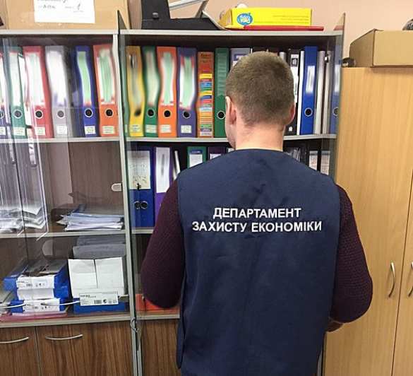 6,7 миллиона гривен на мелкие расходы: киевские чиновники попались на хищении бюджетных денег (ФОТО) | Русская весна