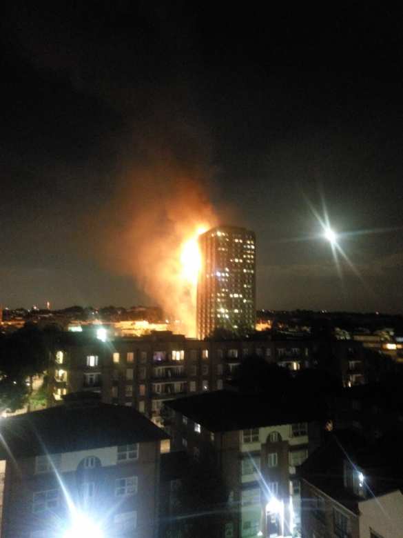 24-этажный дом полностью выгорел в Лондоне (ФОТО, ВИДЕО) | Русская весна