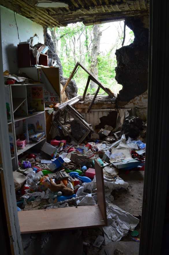 «Вот оплот сепаратизма — детский сад…» (ФОТОРЕПОРТАЖ) | Русская весна