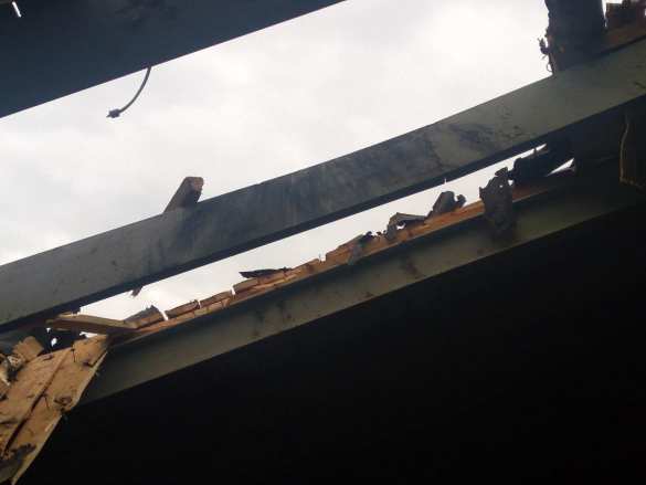 Обстрелом ВСУ в Донецке повреждён дом (+ФОТО) | Русская весна