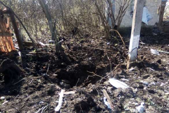 Зеленский принялся ровнять Донбасс с землёй: каратели поливают посёлки из тяжёлого вооружения (ФОТО, ВИДЕО) | Русская весна