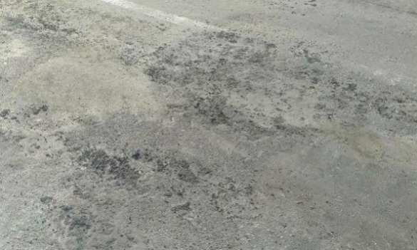 Проезд тяжелой военной техники по улицам Киева привел к массовому разрушению асфальта (ФОТО, ВИДЕО) | Русская весна