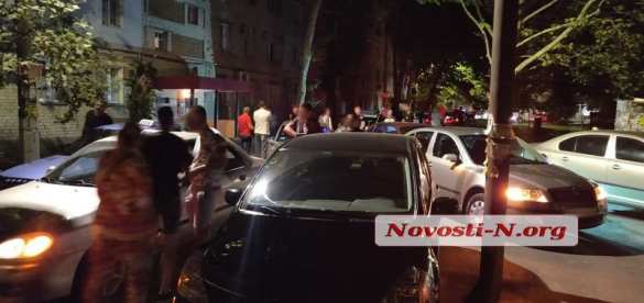 Массовые драки в Николаеве: таксисты против пассажиров (ФОТО, ВИДЕО) | Русская весна