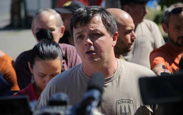 ВАЖНО: защитники педофилов-насильников из «Торнадо» избивают полицию у здания киевского суда (ФОТО, ВИДЕО) | Русская весна