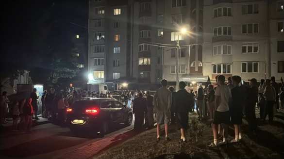 Украинцы избили боевиков ТЦК и разгромили их транспорт (ФОТО, ВИДЕО) | Русская весна