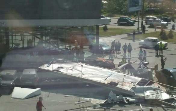 Страшное ДТП в Днепропетровске: гружённая металлом фура снесла 13 машин, есть жертвы (ФОТО, ВИДЕО) | Русская весна