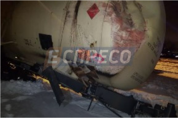 Ночь аварий: БТР, грузовик и поезда столкнулись на Украине (ФОТО, ВИДЕО) | Русская весна