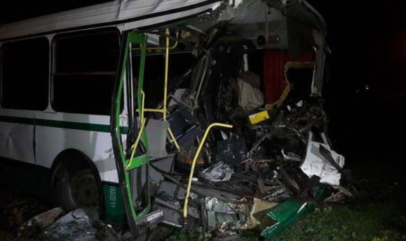 Знаки: переданный Порошенко БТР в первый же день попал в смертельное ДТП (ФОТО) | Русская весна