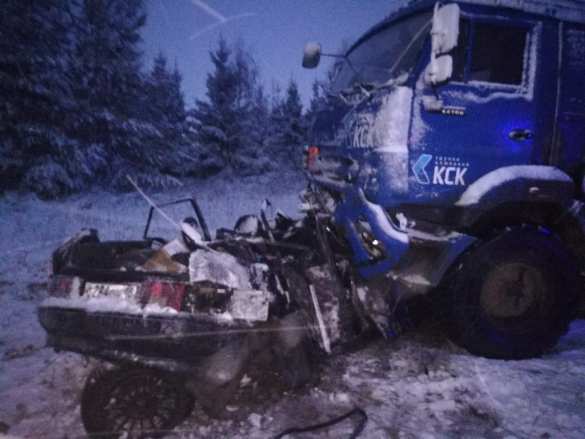 Ужасное ДТП в Удмуртии: погибли пять человек, из них — трое маленьких детей (+ФОТО, ВИДЕО) | Русская весна
