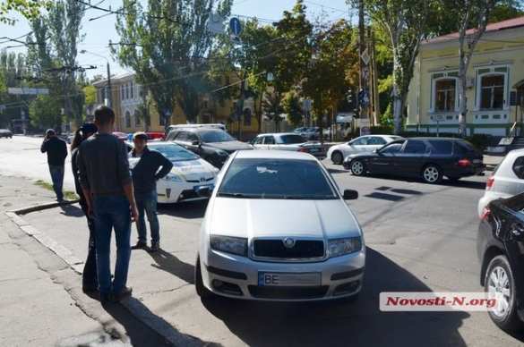 Под Ровно столкнулись грузовик Нацгвардии и «Дэу» ВСУ, двое инструкторов погибли (ФОТО, ВИДЕО 18+)  | Русская весна