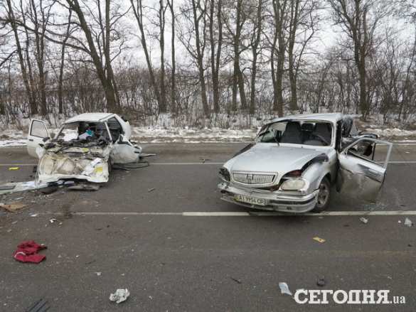 Военнослужащий ВСУ убил трех человек в ДТП (ФОТО) | Русская весна