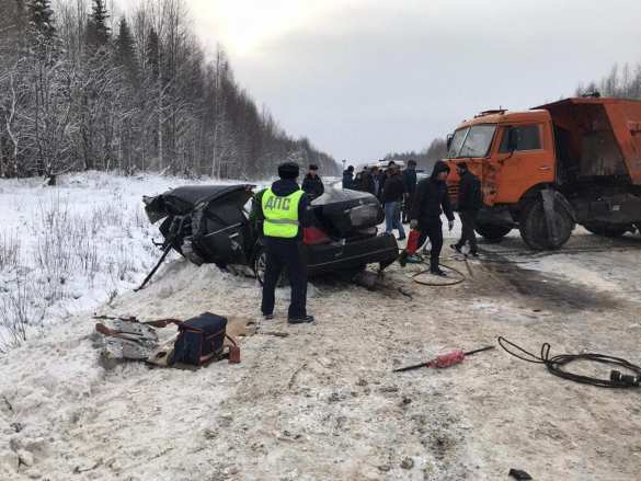 Чудесное спасение: 6-летняя девочка выжила в двух страшных ДТП за один день (ФОТО, ВИДЕО) | Русская весна