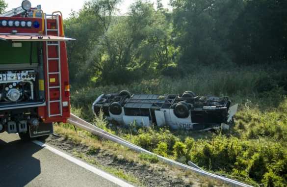13 украинцев пострадали в ДТП в Венгрии (ФОТО) | Русская весна