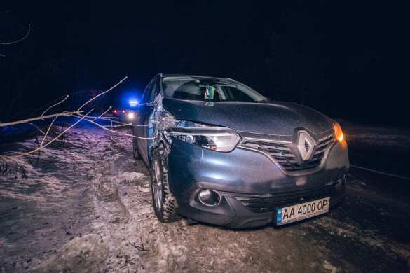 Под Киевом автомобиль на полном ходу сбил «всушника» (ФОТО, ВИДЕО)  | Русская весна