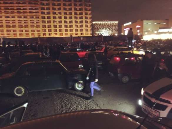 Ночные «гуляния» стритрейсеров в Москве: файеры и беспорядки (ФОТО, ВИДЕО 18+) | Русская весна