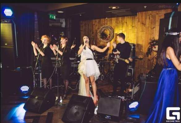 Как Джамала всего лишь год назад в Сочи на корпоративной вечеринке зажигала — ФОТОФАКТ | Русская весна