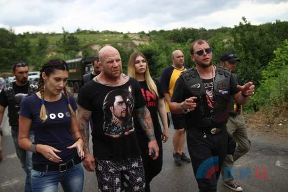 «Мне стыдно признаться, что я американец», — Джефф Монсон (ФОТО) | Русская весна