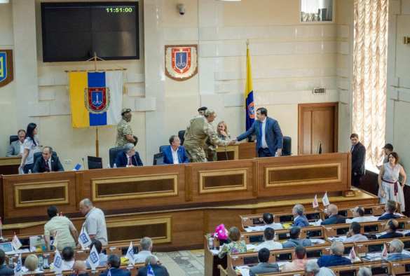 В Одессе «ветераны АТО» захватили облсовет (+ВИДЕО, ФОТО) | Русская весна