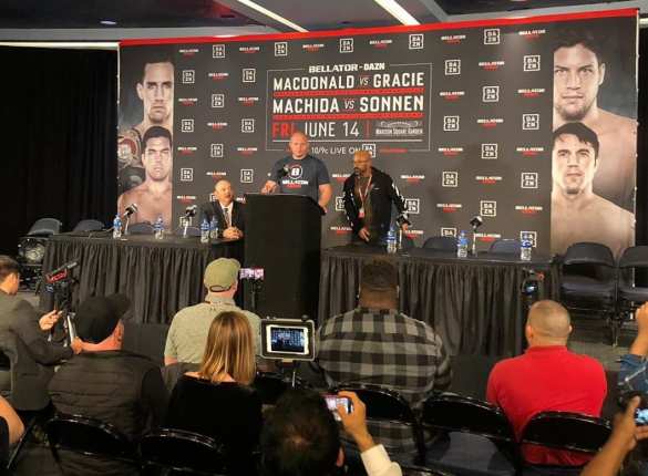 Возвращение Императора: Фёдор Емельяненко объявил о продолжении карьеры (+ФОТО) | Русская весна