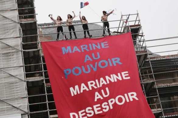 «Марин у власти, Марианна в отчаянии» — Femen оголились на выборах во Франции (ФОТО) | Русская весна