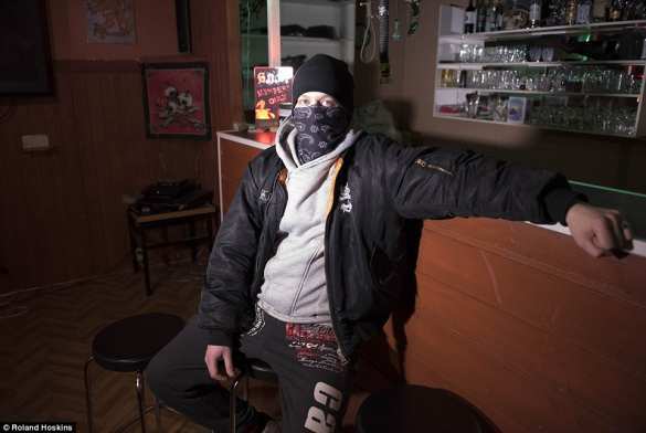 «Скоро на улицах будет война, этнические чистки неизбежны» — наци-дружинники создали антииммигрантские патрули (ФОТО) | Русская весна