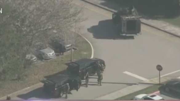 США: Стрельба в школе, более 20 раненых (ФОТО, ВИДЕО) | Русская весна