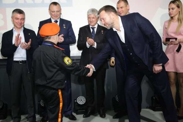 Храбрые дети России: С риском для жизни они спасли людей (ФОТО) | Русская весна