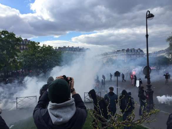 Несколько десятков полицейских пострадали в городах Франции во время беспорядков (ФОТО) | Русская весна