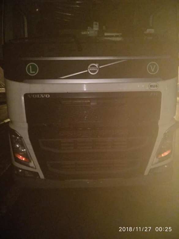 «Ша, никто никуда не едет!»: в Одессе неонацисты берут в заложники водителей из России (ФОТО) | Русская весна