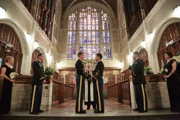 Их нравы: в США военные-геи заключили брак в элитной военной академии (ФОТО, ВИДЕО) | Русская весна