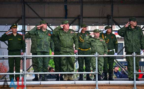 Генеральная репетиция Парада Победы в Донецке (ФОТОРЕПОРТАЖ) | Русская весна