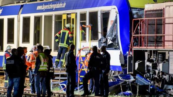 Два поезда столкнулись в Германии, есть жертвы (ФОТО, ВИДЕО) | Русская весна