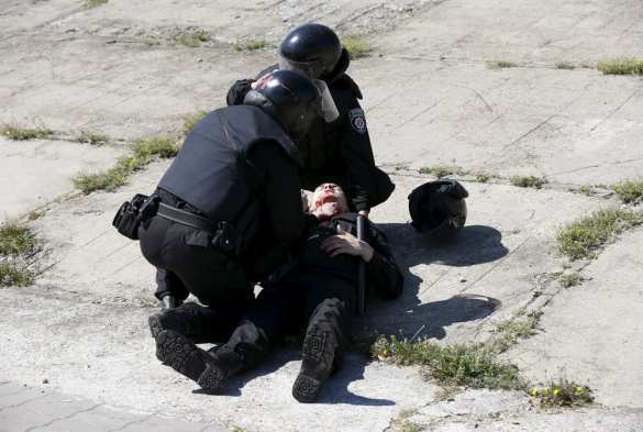 Парад извращенцев в Киеве был прекращен из-за столкновений с протестующими (+ВИДЕО, ФОТО) | Русская весна