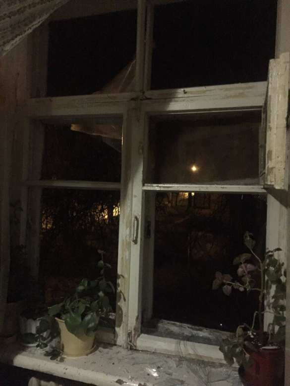 В Горловке ранена женщина, разбито 11 домов: итоги ночи в ДНР (+ВИДЕО, ФОТО) | Русская весна