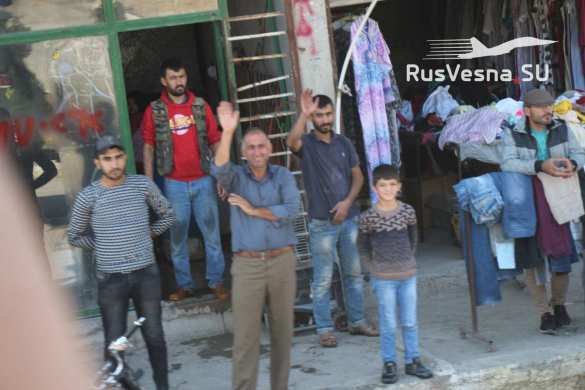 Забросав камнями американцев: как пехота Коалиции США встречает российских военных (+ВИДЕО, ФОТО) | Русская весна