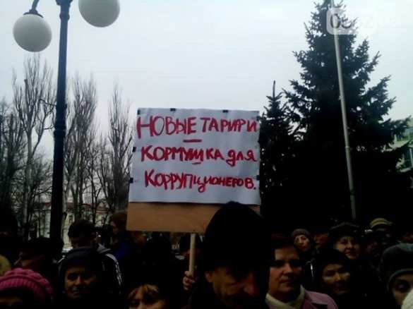 Типичная Украина: в горсовете Херсона «активисты» устроили драку (ФОТО, ВИДЕО) | Русская весна