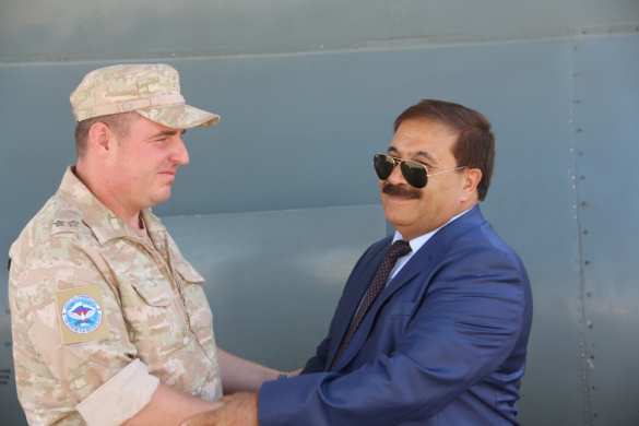 Российские военные впервые прибыли в курдский анклав Камышлы с грузом помощи (+ФОТО) | Русская весна