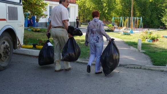 Армия ДНР и «Боевое братство» оказали гуманитарную помощь детским садам и семьям погибших бойцов (ФОТО, ВИДЕО) | Русская весна