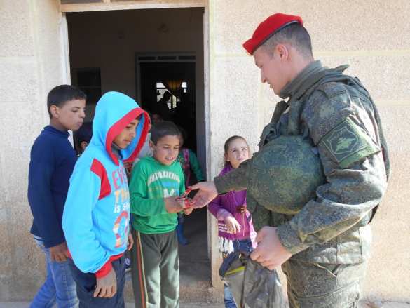 Сирия: Конвой минобороны, бойцы военной полиции и детские улыбки — репортаж РВ (ФОТО) | Русская весна