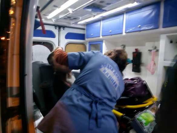 «Бронежилет был мокрый от крови»: боевики «Азова» избили охрану харьковского ресторана (ФОТО) | Русская весна