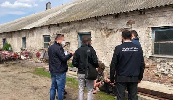 Под Харьковом семья фермеров держала рабов (ФОТО) | Русская весна