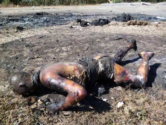 Фото сгоревших вместе с бронетехникой карателей из батальона "Айдар" (18+) | Русская весна