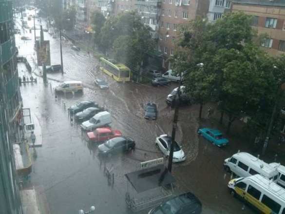 Украинский город «ушёл под воду» (ФОТО, ВИДЕО) | Русская весна