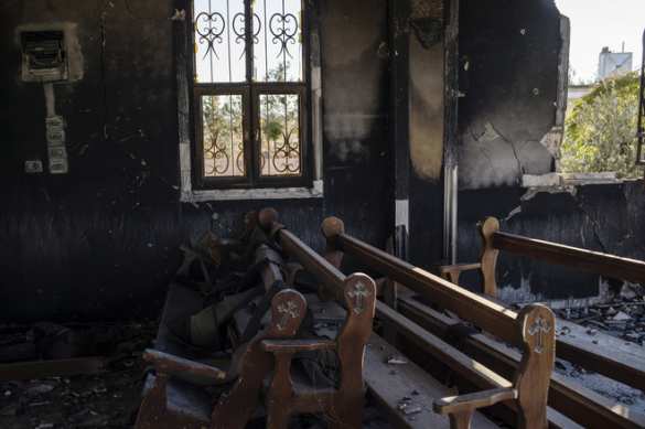 Обыкновенный сатанизм: на Украине подожгли храм Московского патриархата (ФОТО) | Русская весна