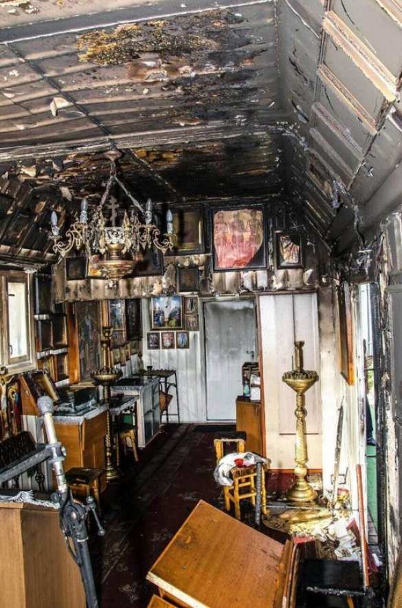 Обыкновенный сатанизм: на Украине подожгли храм Московского патриархата (ФОТО) | Русская весна