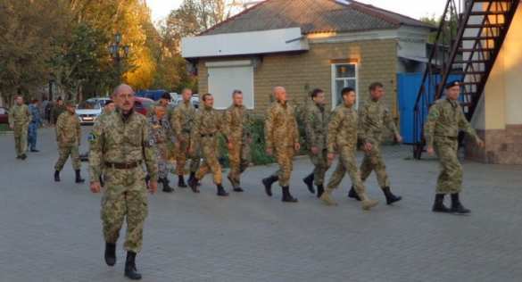 Батальон территориальной обороны Бердянска В Бердянске Ленина свалить не дали мэр и милиция (видео, обновлено) | Русская весна