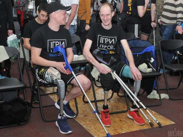 «Игры хероев»: инвалидам из ВСУ устроили «паралимпиаду» в Харькове (ФОТО, ВИДЕО) | Русская весна